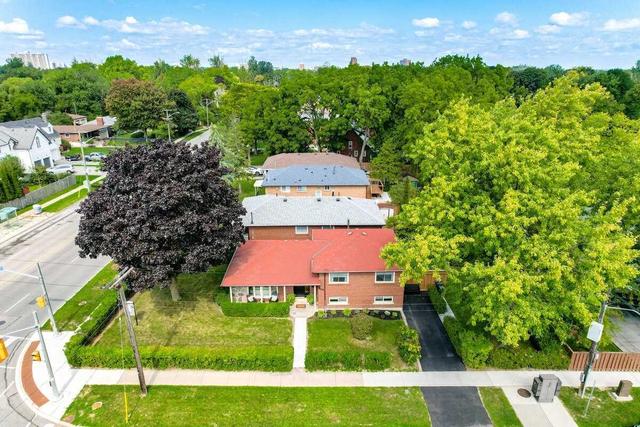 2 Fordover Dr, House detached with 3 bedrooms, 1 bathrooms and 2 parking in Toronto ON | Image 26