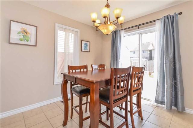 81 Simmonds Dr, House detached with 3 bedrooms, 3 bathrooms and 2 parking in Guelph ON | Image 6