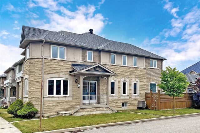 2 Mckennon St, House attached with 3 bedrooms, 3 bathrooms and 4 parking in Markham ON | Image 1
