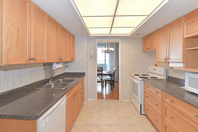 1505 - 75 Wynford Hts Cres, Condo with 2 bedrooms, 2 bathrooms and 1 parking in Toronto ON | Image 3