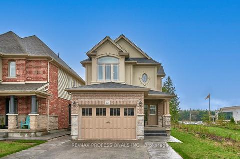 221 Goodwin Dr, House detached with 3 bedrooms, 3 bathrooms and 3 parking in Guelph ON | Card Image