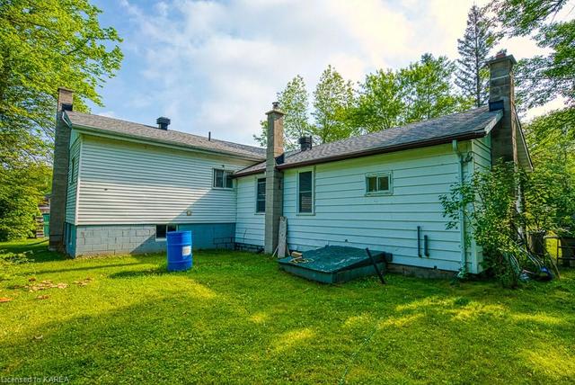 13615 Highway 38, House detached with 3 bedrooms, 1 bathrooms and 4 parking in Central Frontenac ON | Image 5
