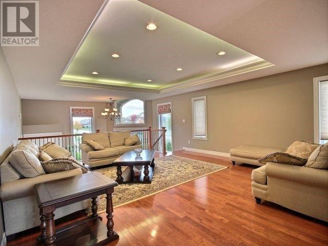 1657 Seymour Cres, House detached with 3 bedrooms, 3 bathrooms and 4 parking in London ON | Image 11
