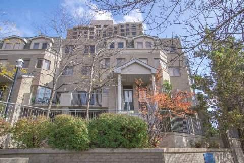 th 117 - 5418 Yonge St, Townhouse with 3 bedrooms, 3 bathrooms and 1 parking in Toronto ON | Image 1