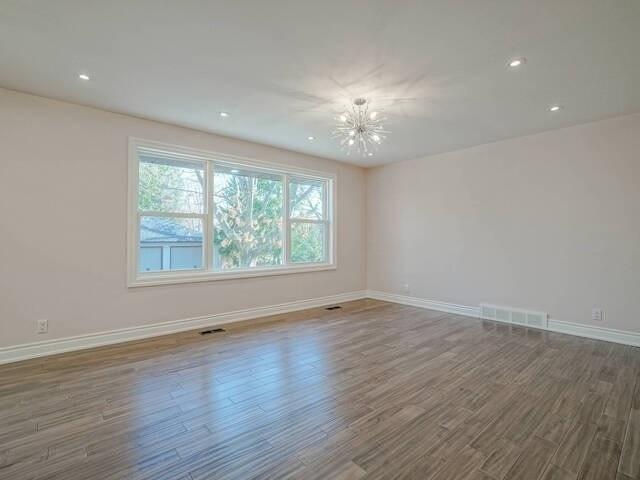 upper - 2467 Islington Ave, House detached with 3 bedrooms, 1 bathrooms and 4 parking in Toronto ON | Image 2