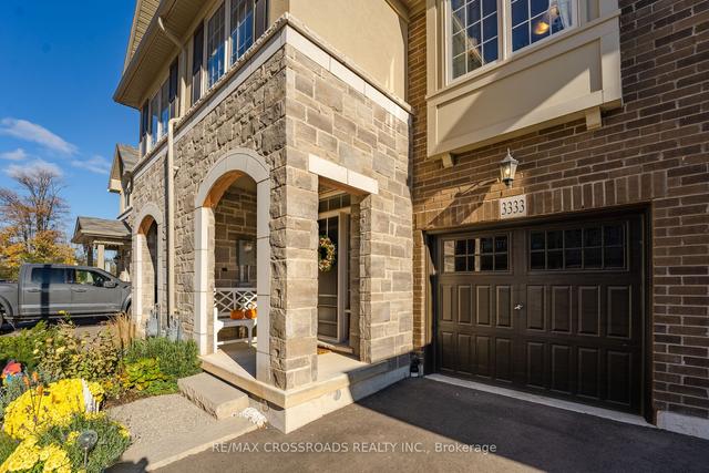 3333 Mockingbird Common Cres, House attached with 3 bedrooms, 4 bathrooms and 2 parking in Oakville ON | Image 12