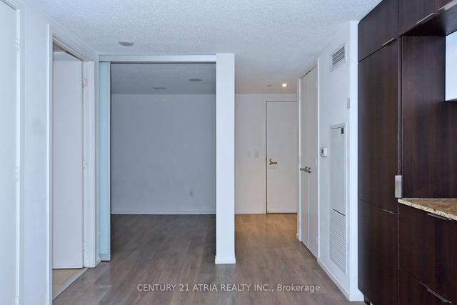 701 - 159 Dundas St E, Condo with 2 bedrooms, 2 bathrooms and 0 parking in Toronto ON | Image 5