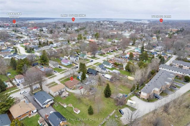 41 Simcoe St, House detached with 3 bedrooms, 2 bathrooms and 3 parking in Orillia ON | Image 21