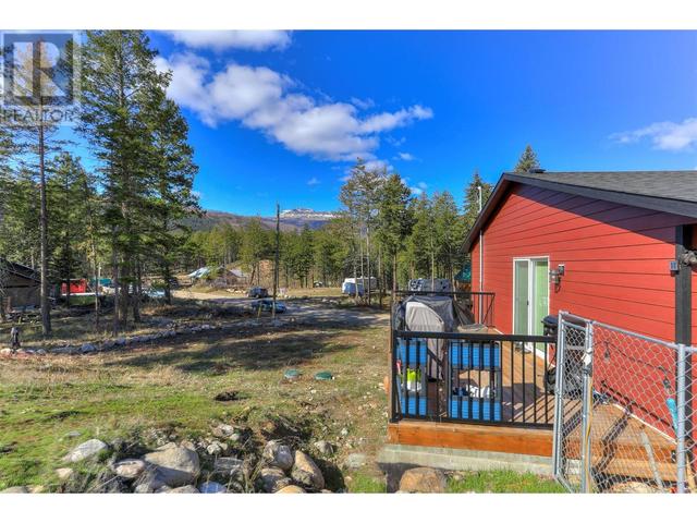 7105 Dunwaters Road, House detached with 4 bedrooms, 2 bathrooms and 4 parking in Central Okanagan West BC | Image 40