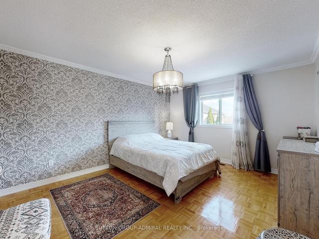 43 Shadetree Cres, House detached with 3 bedrooms, 5 bathrooms and 6 parking in Vaughan ON | Image 9