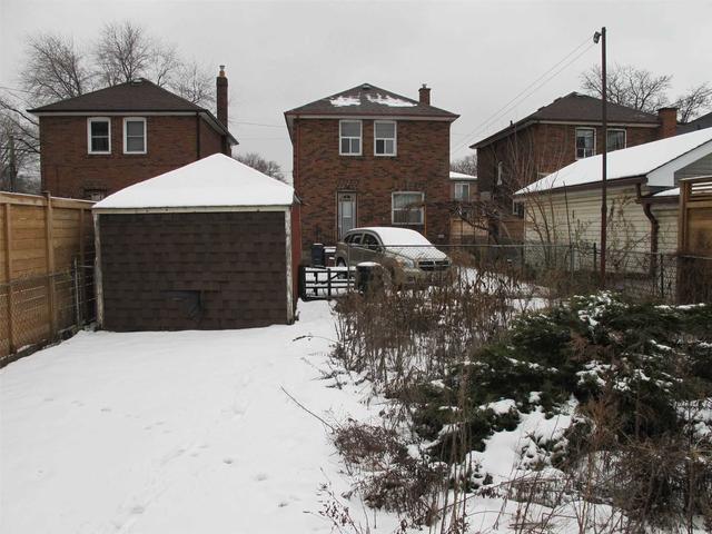 133 Cadorna Ave, House detached with 3 bedrooms, 2 bathrooms and 5 parking in Toronto ON | Image 36