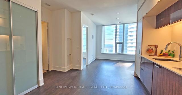 3802 - 10 York St, Condo with 1 bedrooms, 1 bathrooms and 0 parking in Toronto ON | Image 36