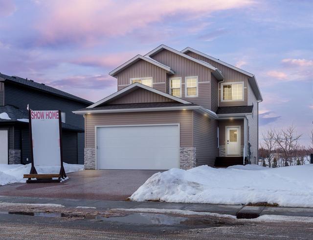 5200 36 Avenue, House detached with 3 bedrooms, 2 bathrooms and 2 parking in Camrose County AB | Image 31