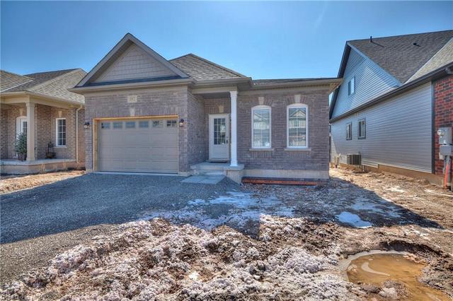 392 Hummel Crescent, House detached with 3 bedrooms, 1 bathrooms and 3 parking in Fort Erie ON | Image 14