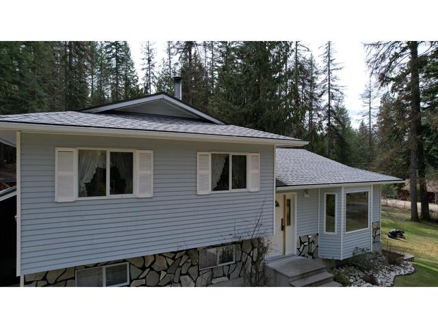 4521 - 49 Creek Road, House detached with 3 bedrooms, 2 bathrooms and null parking in Central Kootenay E BC | Image 40