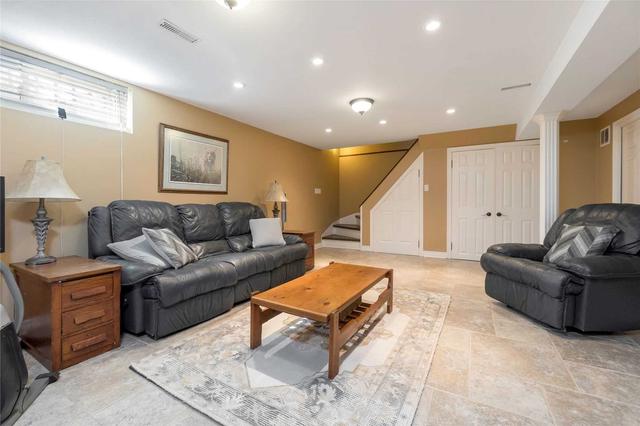 45 Fagan Dr, House detached with 5 bedrooms, 3 bathrooms and 3 parking in Halton Hills ON | Image 15