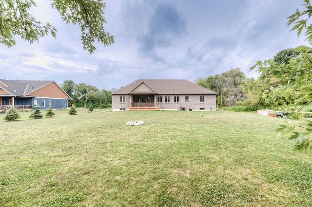4 Brant Mills Rd, House detached with 3 bedrooms, 2 bathrooms and 23 parking in Brant ON | Image 32