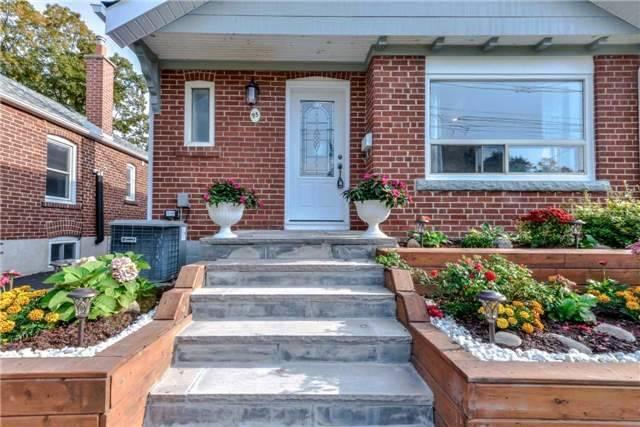 95 Hollis Ave, House detached with 2 bedrooms, 2 bathrooms and 4 parking in Toronto ON | Image 2