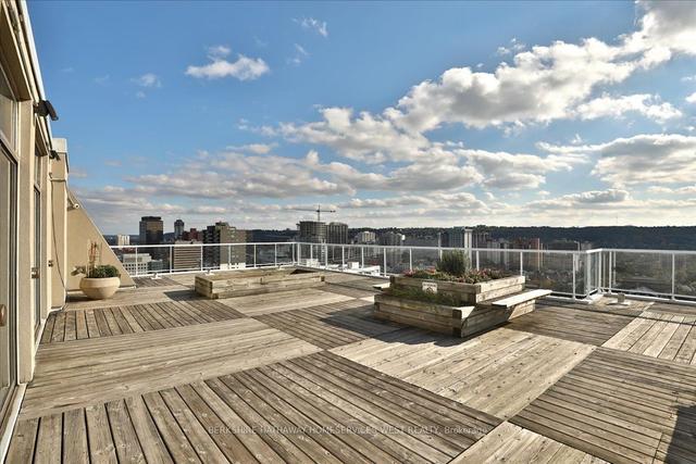 1003 - 75 Queen St N, Condo with 3 bedrooms, 2 bathrooms and 1 parking in Hamilton ON | Image 28