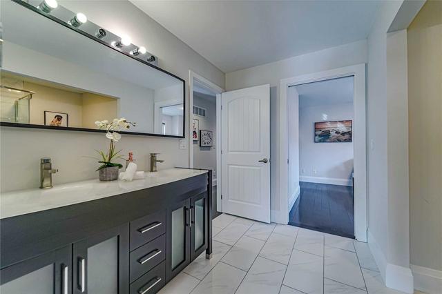 83 Eastville Ave, House detached with 4 bedrooms, 4 bathrooms and 4.5 parking in Toronto ON | Image 22