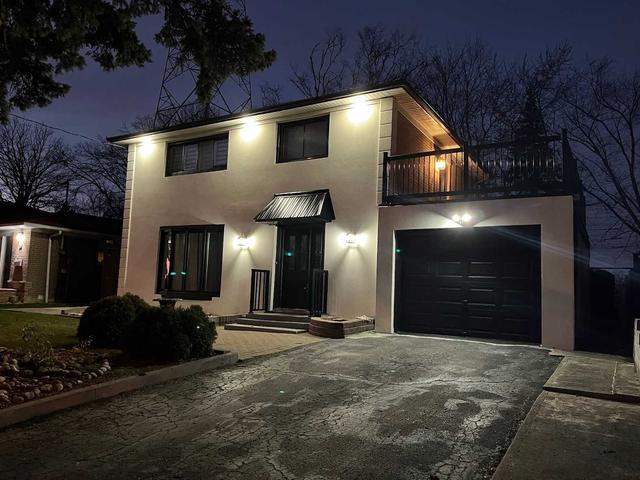 62 Willesden Rd, House detached with 3 bedrooms, 4 bathrooms and 2 parking in Toronto ON | Card Image