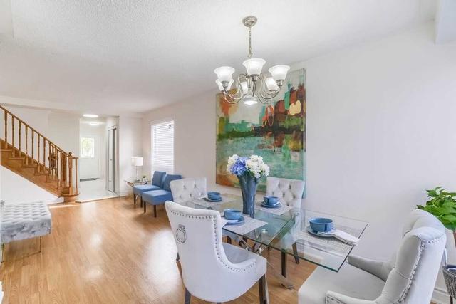 624 Rossellini Dr, House semidetached with 3 bedrooms, 4 bathrooms and 3 parking in Mississauga ON | Image 3