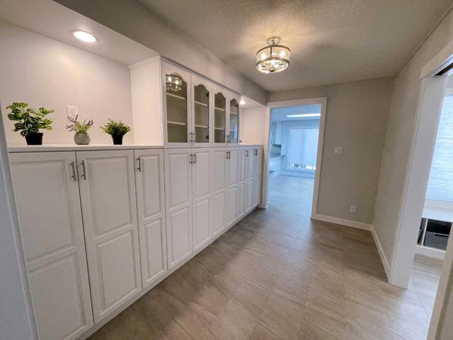 2215 17 Avenue S, House detached with 4 bedrooms, 3 bathrooms and 6 parking in Lethbridge AB | Image 15