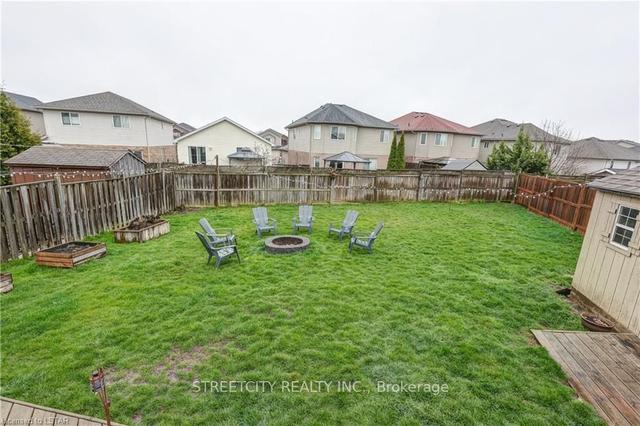 1864 Bloom Cres, House detached with 3 bedrooms, 1 bathrooms and 3 parking in London ON | Image 29