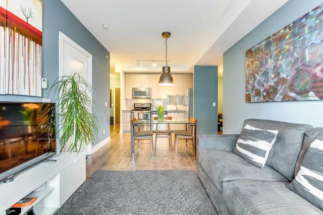 701 - 68 Merton St, Condo with 1 bedrooms, 1 bathrooms and 0 parking in Toronto ON | Image 2