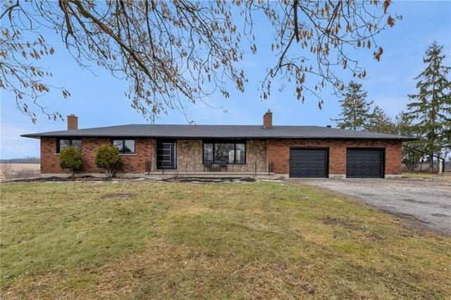 9393 South Chippawa Road, House detached with 5 bedrooms, 2 bathrooms and 6 parking in West Lincoln ON | Image 1