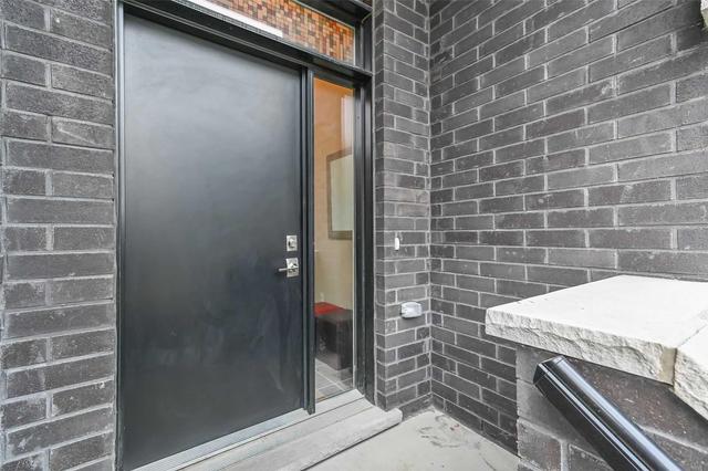28 - 60 Arkell Rd, Townhouse with 3 bedrooms, 4 bathrooms and 1 parking in Guelph ON | Image 2