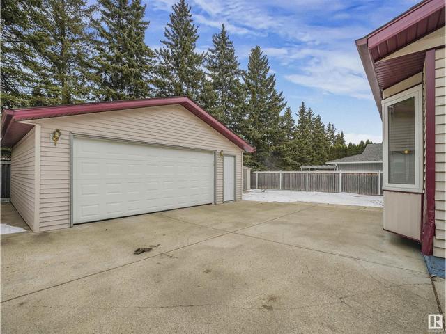9 Bradburn Cr, House detached with 5 bedrooms, 1 bathrooms and 6 parking in St. Albert AB | Image 31