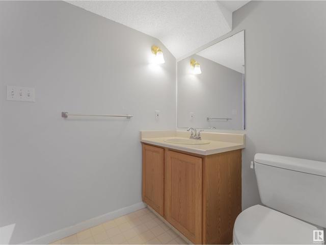 5 - 13217 155 Av Nw, House semidetached with 3 bedrooms, 2 bathrooms and 2 parking in Edmonton AB | Image 43