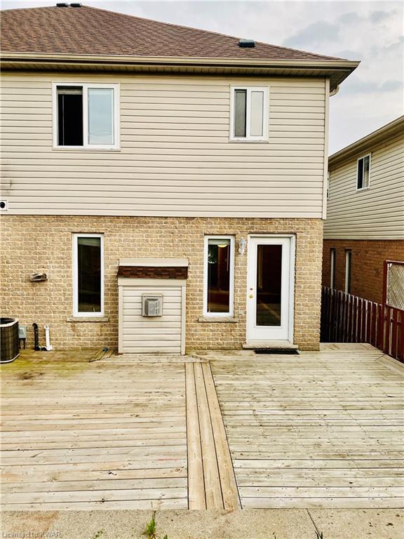 224 Buttercup Court, House semidetached with 4 bedrooms, 3 bathrooms and 3 parking in Waterloo ON | Image 29