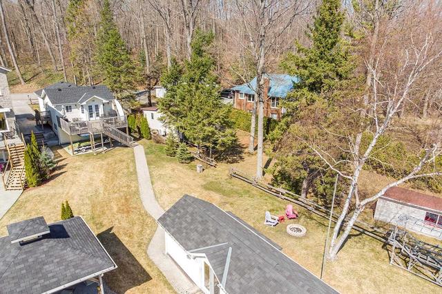 36 Hills Rd, House detached with 2 bedrooms, 2 bathrooms and 3 parking in Kawartha Lakes ON | Image 33