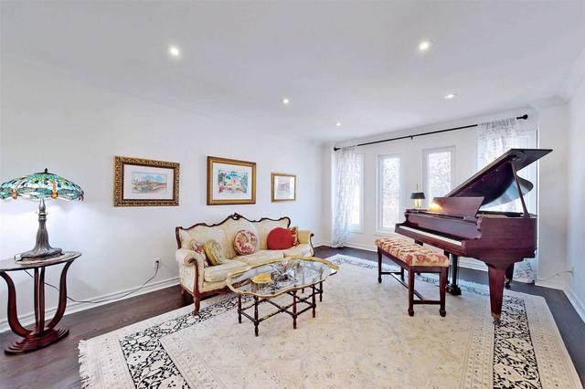 49 Miranda Crt, House detached with 4 bedrooms, 5 bathrooms and 6 parking in Vaughan ON | Image 12