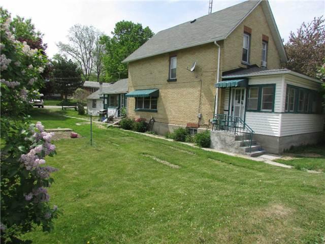 50 Main St N, House detached with 4 bedrooms, 3 bathrooms and 6 parking in Newmarket ON | Image 8