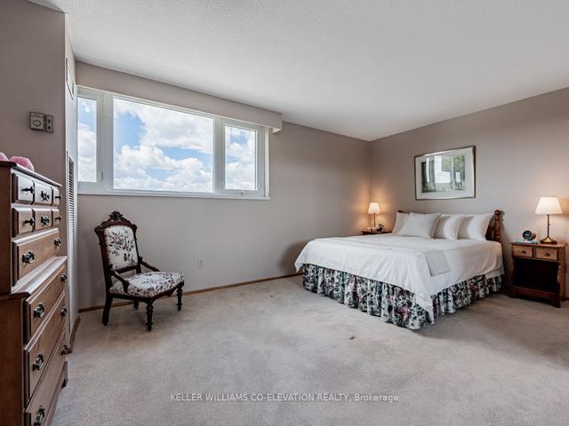 1513 - 260 Scarlett Rd, Condo with 2 bedrooms, 2 bathrooms and 1 parking in Toronto ON | Image 15