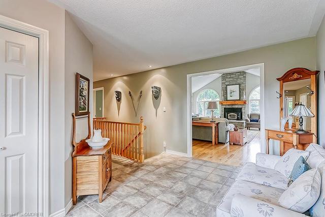 5665 Milburough Line, House detached with 3 bedrooms, 2 bathrooms and 24 parking in Burlington ON | Image 14