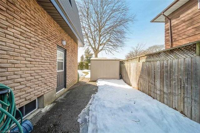 26 Black Knight Rd, House semidetached with 3 bedrooms, 2 bathrooms and 3 parking in St. Catharines ON | Image 32