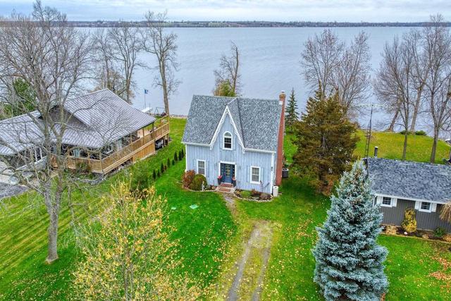 223 Prinyers Cove Cres, House detached with 3 bedrooms, 2 bathrooms and 4 parking in Prince Edward County ON | Image 12
