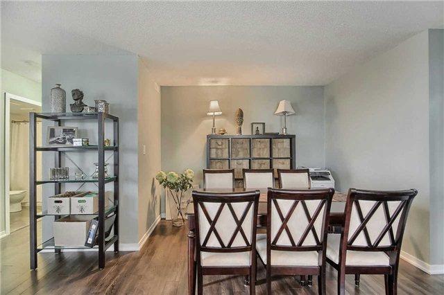 803 - 801 Sheppard Ave W, Condo with 2 bedrooms, 2 bathrooms and 1 parking in Toronto ON | Image 3