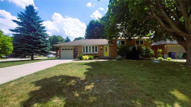12 Parry Dr, House detached with 3 bedrooms, 1 bathrooms and 3 parking in Chatham Kent ON | Image 1