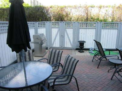 th-4 - 11 Broadway Ave, Townhouse with 2 bedrooms, 2 bathrooms and 1 parking in Toronto ON | Image 2