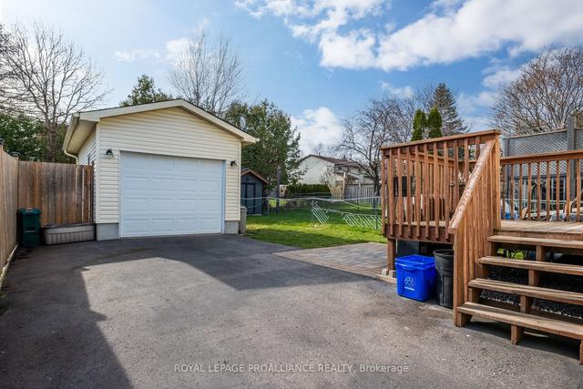 745 Ridley Dr, House semidetached with 3 bedrooms, 2 bathrooms and 5 parking in Kingston ON | Image 23