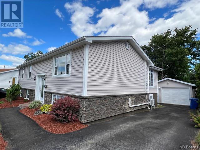 12 Walker Crescent, House detached with 4 bedrooms, 2 bathrooms and null parking in Campbellton NB | Image 21