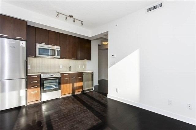4309 - 295 Adelaide St W, Condo with 2 bedrooms, 2 bathrooms and 0 parking in Toronto ON | Image 6