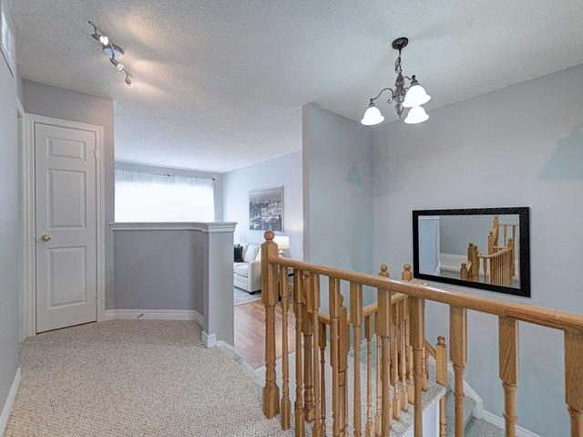 47 Ashdale Rd, House semidetached with 3 bedrooms, 4 bathrooms and 4 parking in Brampton ON | Image 11