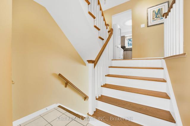 49 - 57 Stately Way, Townhouse with 3 bedrooms, 2 bathrooms and 2 parking in Markham ON | Image 5