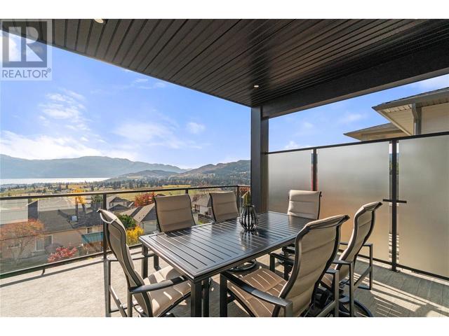 2827 Copper Ridge Drive, House detached with 5 bedrooms, 4 bathrooms and 6 parking in West Kelowna BC | Image 10